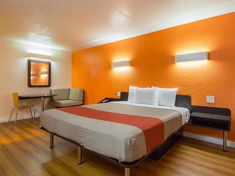 Motel 6-Garland, Tx - Northeast Dallas المظهر الخارجي الصورة