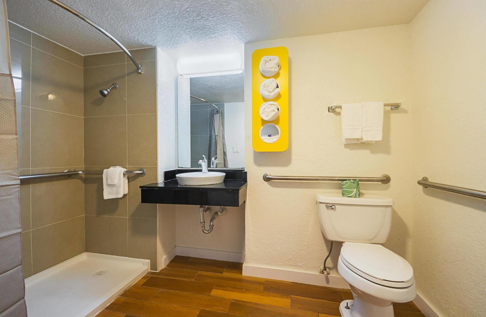 Motel 6-Garland, Tx - Northeast Dallas المظهر الخارجي الصورة